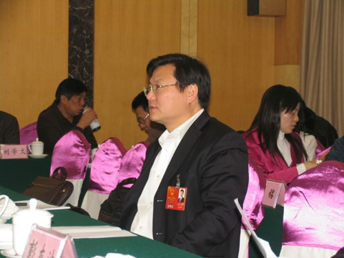 董事長(cháng)王五星在湖南省第十一屆人大會(huì )上